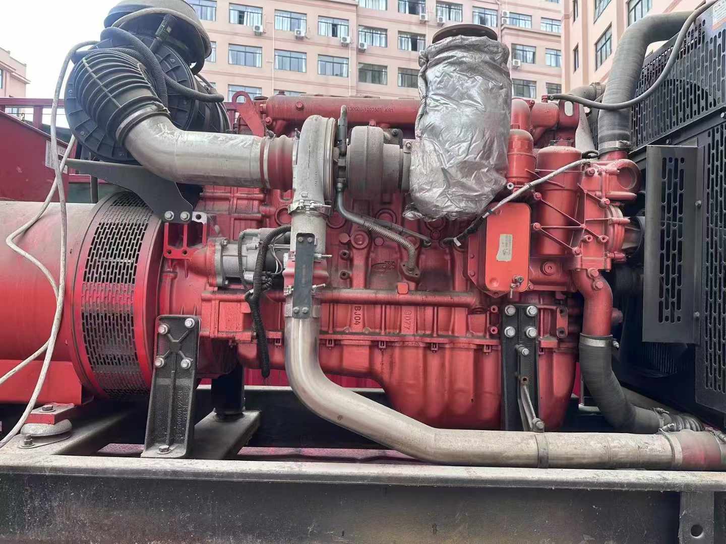 绥芬河如何选择适合 600kW 柴油发电机组的过载保护器？